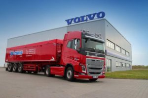 První nové Volvo FH16 v České republice
