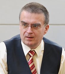 Ministr dopravy ČR Zdeněk Žák v závodě Iveco Czech Republic