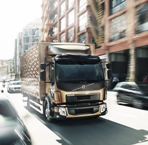 Nová verze vozidla Volvo FL nabízí o 200 kg vyšší užitečnou hmotnost