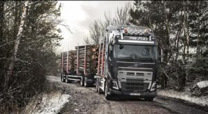 Volvo FH s novým robustním nárazníkem pro náročnější podmínky