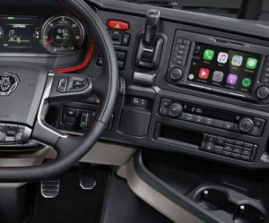 V nové generaci vozidel Scania můžete používat systém Apple CarPlay