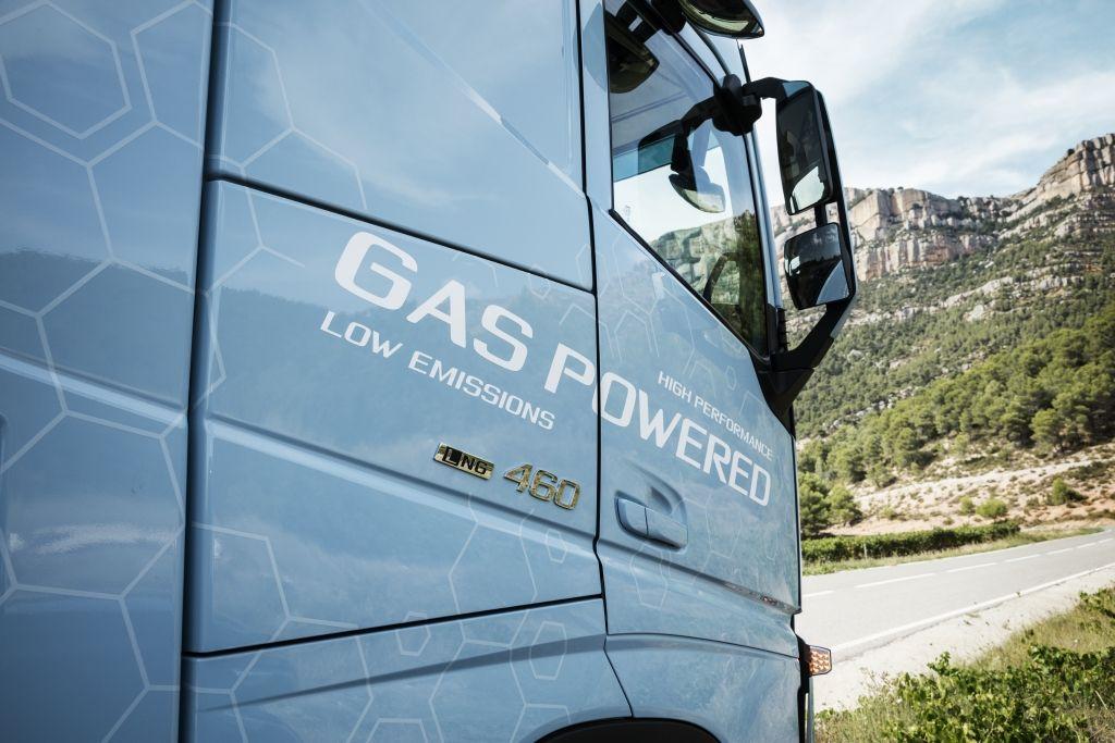 Světová premiéra: Nová nákladní vozidla Volvo Trucks s plynovým pohonem produkují o 20–100 % méně emisí CO2