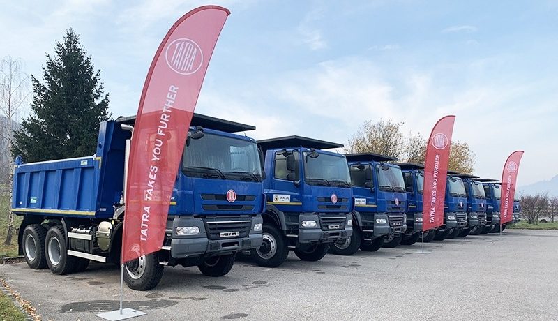 Společnost Tatra předala nákladní vozy firmě Skaldo