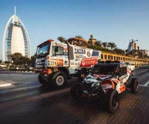 Buggyra vysílá na Dakar 2022 legendu, profíka a nováčka