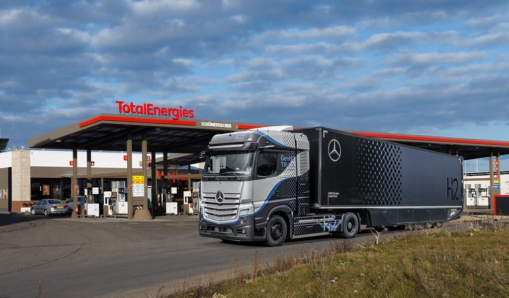Daimler Truck AG a TotalEnergies spolupracují v oblasti využití vodíku