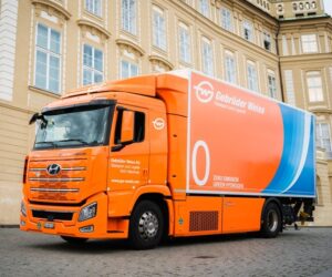 Společnost Gebrüder Weiss představila nákladní vůz na vodíkový pohon