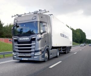 Scania a HAVI zahajují celoevropsky první pilotní projekt přepravy zboží autonomními vozidly na běžných silnicích