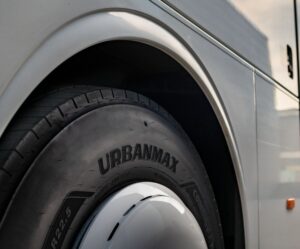 Goodyear uvádí na trh pneumatiky URBANMAX COMMUTER na podporu trvale udržitelné veřejné dopravy