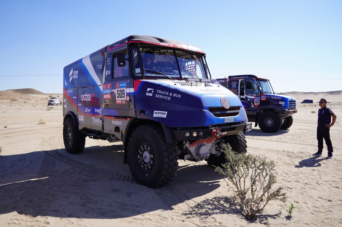 Kamiony týmu Fesh Fesh na rallye DAKAR 2023