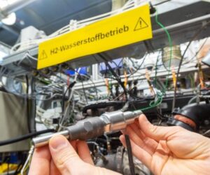 Bosch zahajuje sériovou výrobu svého Fuel Cell Power modulu pro palivové články