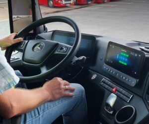 Aplikace Goodyear DriverHub pro nákladní vozidla Mercedes-Benz