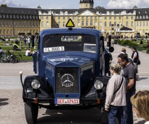 Klasické nákladní vozy na akci Mercedes-Benz Trucks „Tribute to Carl Benz“ v Karlsruhe