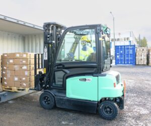 DHL Supply Chain uzavírá s firmou Fortum Battery Recycling smlouvu o spolupráci na udržitelné recyklaci baterií