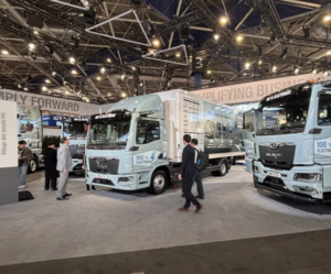 Světová premiéra modelu MAN eTGL s chladírenskou nástavbou