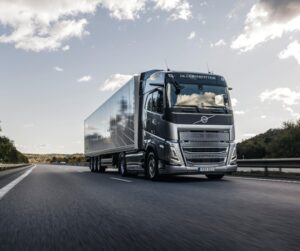 Volvo Trucks opět získává pět hvězdiček v bezpečnostním hodnocení Euro NCAP u modelu Volvo FH