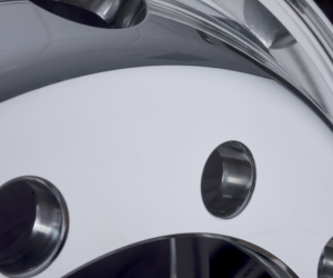 Maxion Wheels uvádí na trh keramickou ochranu hliníkových disků