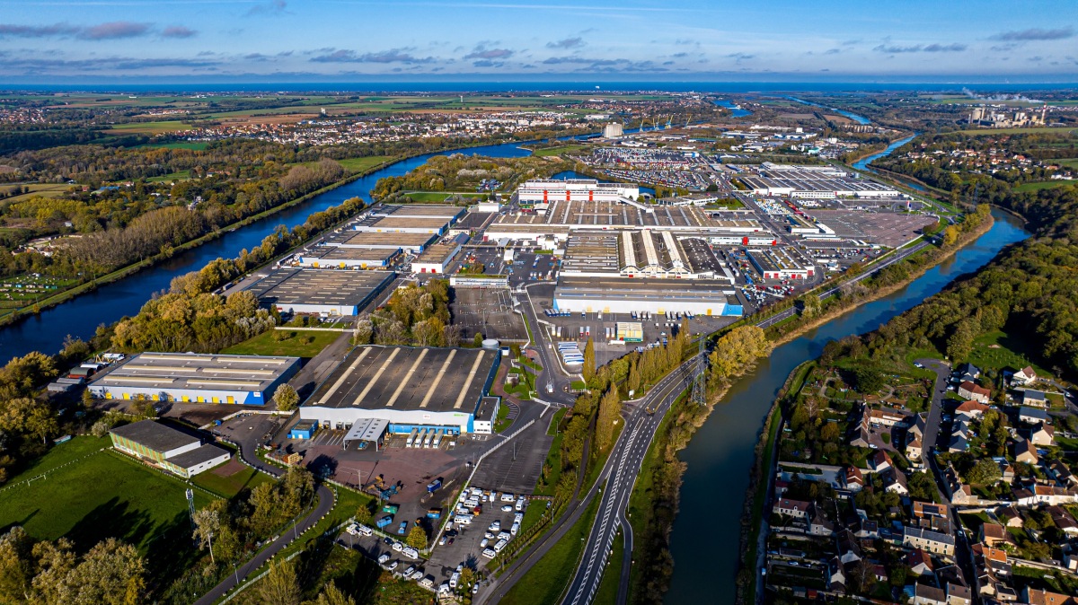 Továrna Renault Trucks v Blainville sur-Orne Továrna Renault Trucks v Blainville sur-Orne